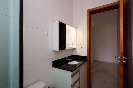 Apartamento para alugar com 64m², 2 quartos e 2 vagasBanheiro