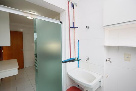Apartamento para alugar com 64m², 2 quartos e 2 vagasÁrea de Serviço