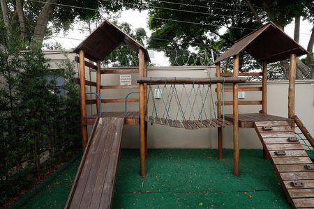 Apartamento para alugar com 64m², 2 quartos e 2 vagasÁrea comum - Playground