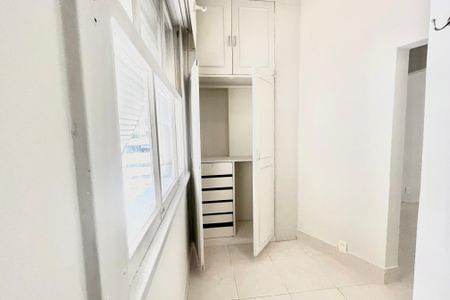 Apartamento para alugar com 98m², 2 quartos e 1 vaga Apartamento para alugar com 98m², 2 quartos e 1 vagaCLOSET SUITE