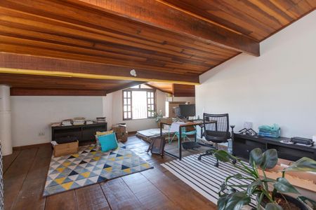 Casa à venda com 160m², 4 quartos e 2 vagasSala 2
