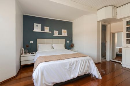 Casa à venda com 160m², 4 quartos e 2 vagasSuíte 1