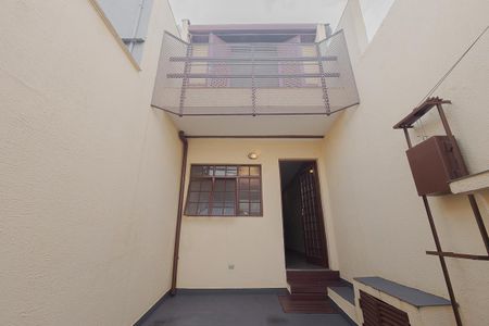 Casa para alugar com 64m², 2 quartos e 1 vagaFachada
