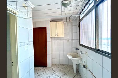 Apartamento para alugar com 70m², 2 quartos e 1 vagaÁrea de Serviço