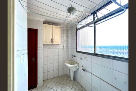 Apartamento para alugar com 70m², 2 quartos e 1 vagaÁrea de Serviço