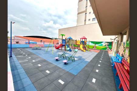 Apartamento para alugar com 70m², 2 quartos e 1 vagaÁrea comum - Playground