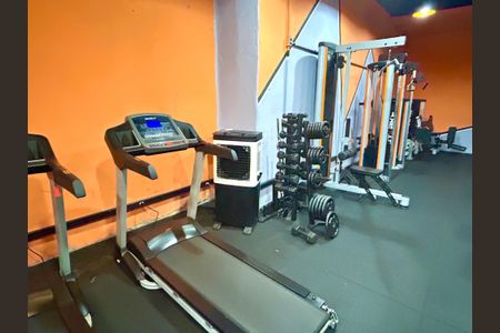 Apartamento para alugar com 70m², 2 quartos e 1 vagaÁrea comum - Academia