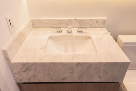 Apartamento para alugar com 88m², 2 quartos e 1 vaga Apartamento para alugar com 88m², 2 quartos e 1 vagaBanheiro da Suíte 1