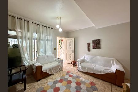 Casa à venda com 80m², 2 quartos e 1 vagaSala