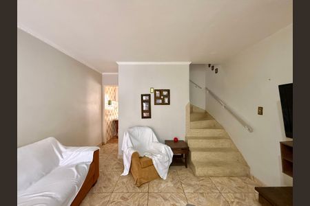 Casa à venda com 80m², 2 quartos e 1 vagaSala