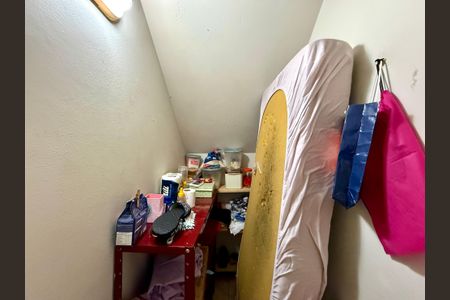 Casa à venda com 80m², 2 quartos e 1 vagaDepósito 