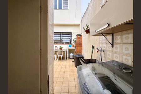 Casa à venda com 80m², 2 quartos e 1 vagaÁrea de Serviço