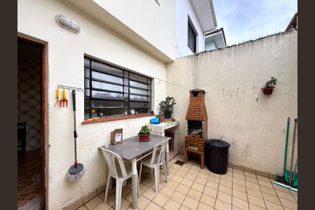 Casa à venda com 80m², 2 quartos e 1 vagaQuintal 