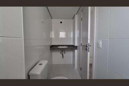 Apartamento à venda com 82m², 3 quartos e 3 vagasBanheiro Quarto 1 suíte