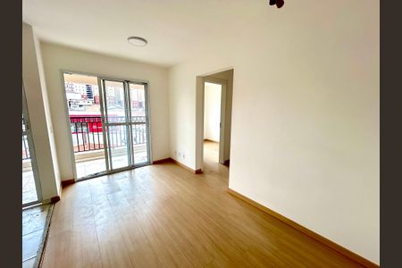 Sala de apartamento para alugar com 2 quartos, 46m² em Jardim Flor da Montanha, Guarulhos