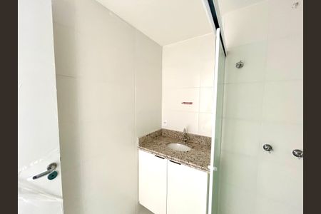 Apartamento para alugar com 46m², 2 quartos e 1 vaga Apartamento para alugar com 46m², 2 quartos e 1 vagaBanheiro