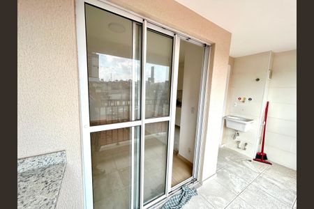 Apartamento para alugar com 46m², 2 quartos e 1 vaga Apartamento para alugar com 46m², 2 quartos e 1 vagaVaranda da Sala