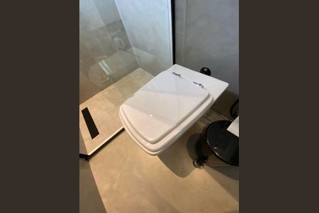 Apartamento à venda com 379m², 3 quartos e 4 vagasBanheiro