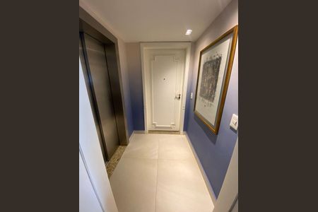 Apartamento à venda com 379m², 3 quartos e 4 vagasHall de entrada