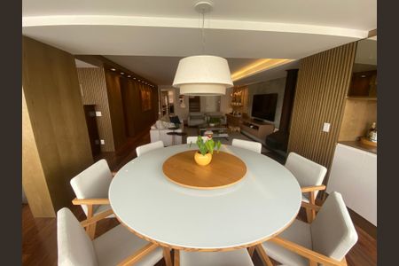 Apartamento à venda com 379m², 3 quartos e 4 vagasSala de Jantar