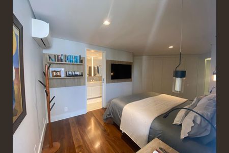 Apartamento à venda com 379m², 3 quartos e 4 vagasSuíte 1