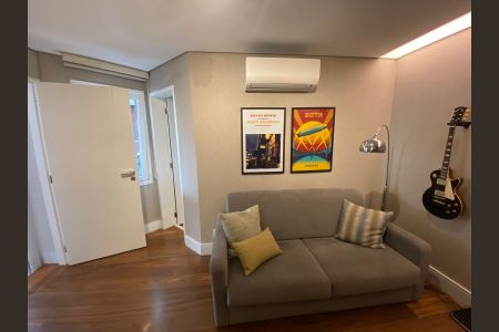 Apartamento à venda com 379m², 3 quartos e 4 vagasEscritório 1