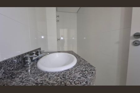 Apartamento à venda com 82m², 3 quartos e 3 vagasBanheiro 3
