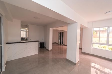 Apartamento para alugar com 48m², 2 quartos e 1 vagaÁrea comum - Salão de festas