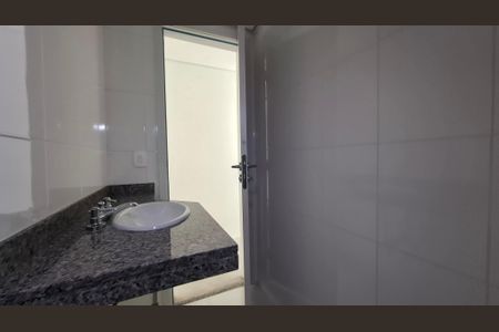 Apartamento à venda com 82m², 3 quartos e 3 vagasBanheiro 2