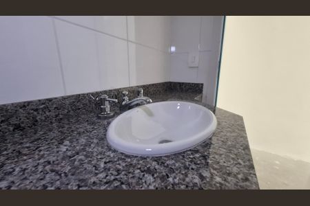 Apartamento à venda com 82m², 3 quartos e 3 vagasBanheiro 2