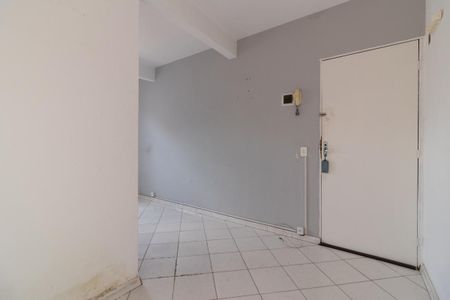Quarto de kitnet/studio para alugar com 1 quarto, 15m² em Parque Paineiras, São Paulo