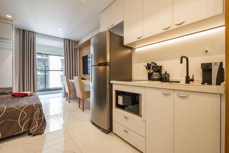 Studio de kitnet/studio para alugar com 1 quarto, 26m² em Pinheiros, São Paulo