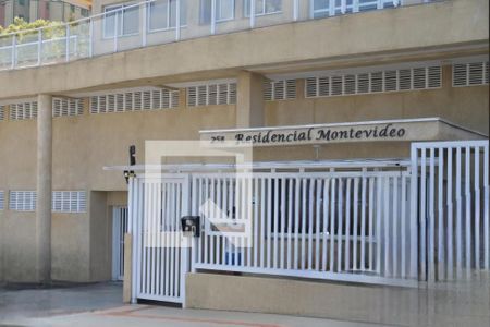 Apartamento à venda com 82m², 3 quartos e 3 vagasFachada
