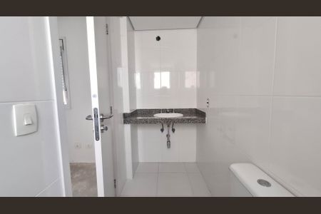 Apartamento à venda com 82m², 3 quartos e 3 vagasBanheiro Quarto 1 suíte