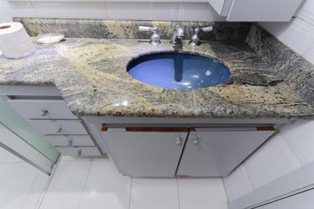 Apartamento para alugar com 64m², 2 quartos e 1 vagaBanheiro