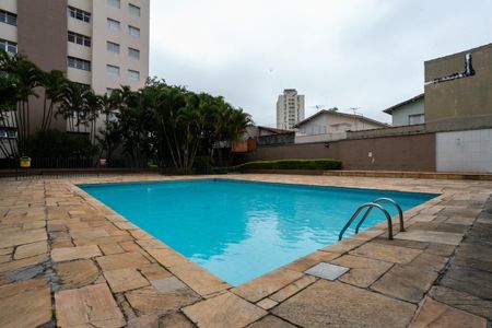 Apartamento para alugar com 64m², 2 quartos e 1 vagaÁrea comum - Piscina