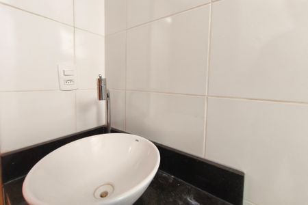 Apartamento para alugar com 44m², 2 quartos e 1 vagaBanheiro
