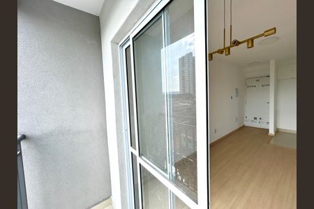 Varanda da Sala de apartamento para alugar com 2 quartos, 43m² em Jardim Aida, Guarulhos