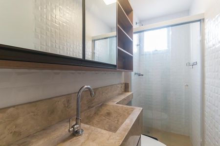 Apartamento para alugar com 67m², 3 quartos e 2 vagas Apartamento para alugar com 67m², 3 quartos e 2 vagasBanheiro