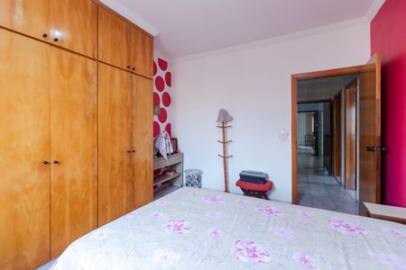 Casa para alugar com 180m², 3 quartos e 5 vagas Casa para alugar com 180m², 3 quartos e 5 vagasQuarto 1