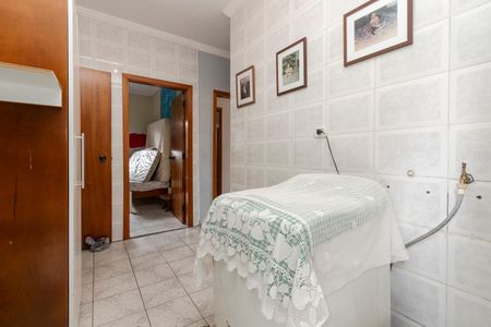 Casa para alugar com 180m², 3 quartos e 5 vagas Casa para alugar com 180m², 3 quartos e 5 vagasÁrea de Serviço