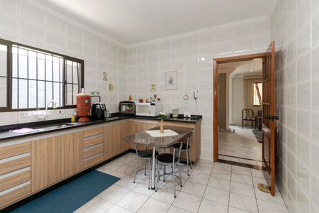 Casa para alugar com 180m², 3 quartos e 5 vagas Casa para alugar com 180m², 3 quartos e 5 vagasCozinha