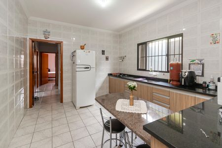 Casa para alugar com 180m², 3 quartos e 5 vagas Casa para alugar com 180m², 3 quartos e 5 vagasCozinha