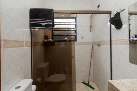 Casa para alugar com 180m², 3 quartos e 5 vagas Casa para alugar com 180m², 3 quartos e 5 vagasBanheiro da Suíte