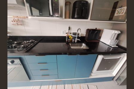 Cozinha de apartamento para alugar com 3 quartos, 75m² em Umuarama, Osasco
