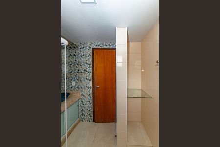 Casa para alugar com 309m², 4 quartos e 3 vagas Casa para alugar com 309m², 4 quartos e 3 vagasBanheiro Social