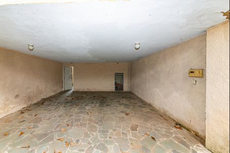 Casa para alugar com 309m², 4 quartos e 3 vagas Casa para alugar com 309m², 4 quartos e 3 vagasGaragem