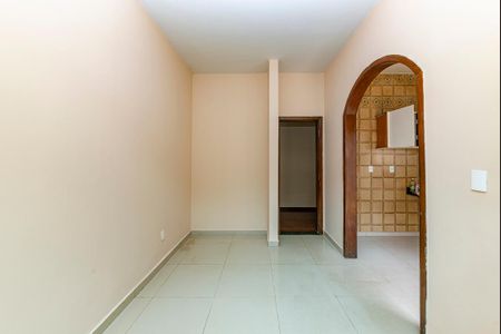 Casa para alugar com 309m², 4 quartos e 3 vagas Casa para alugar com 309m², 4 quartos e 3 vagasSala 3