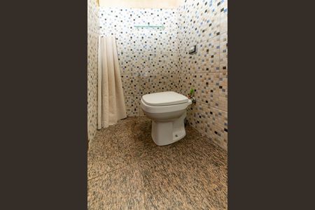 Casa para alugar com 309m², 4 quartos e 3 vagas Casa para alugar com 309m², 4 quartos e 3 vagasLavabo