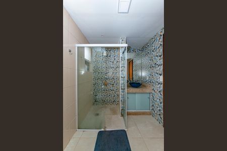 Casa para alugar com 309m², 4 quartos e 3 vagas Casa para alugar com 309m², 4 quartos e 3 vagasBanheiro Social